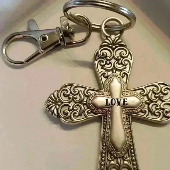 Cross keychain - Picture 4 of 5
